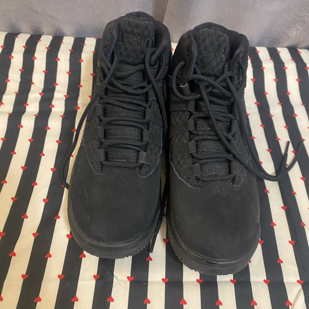 Jordan Max Aura Triple Black sneakers
